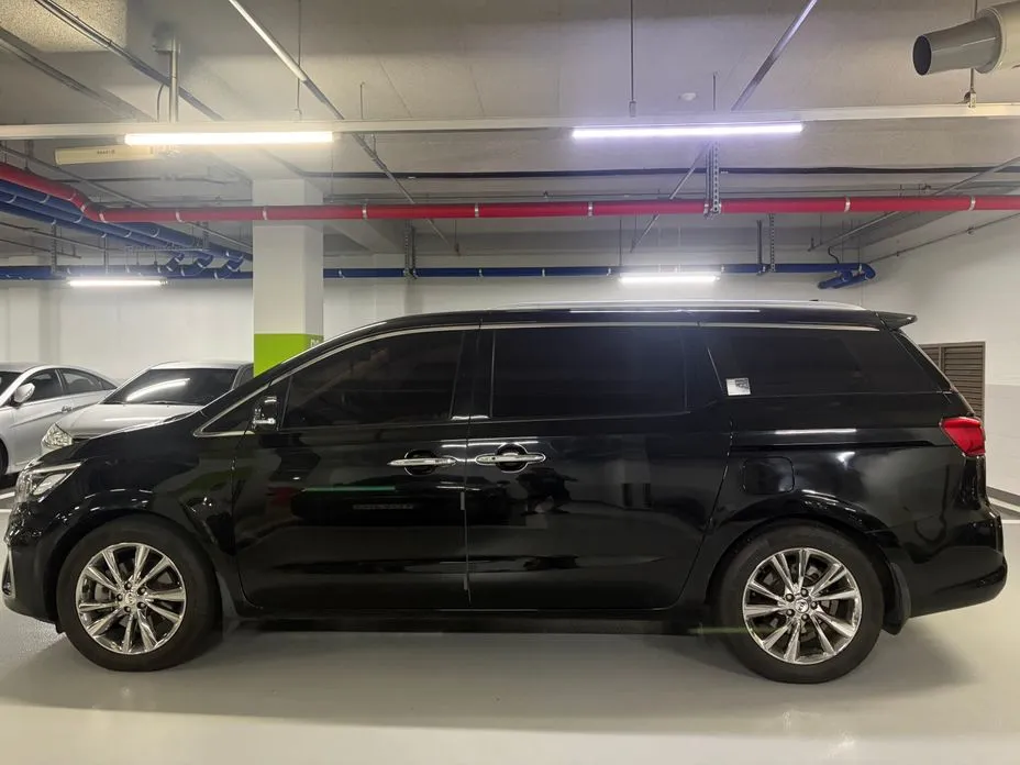Kia Canival