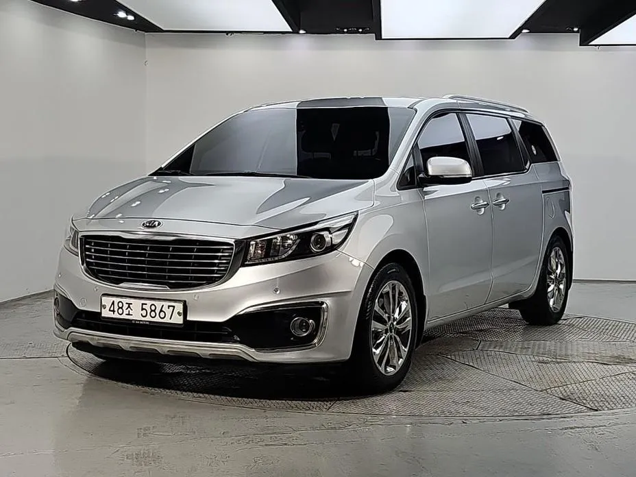 Kia Canival