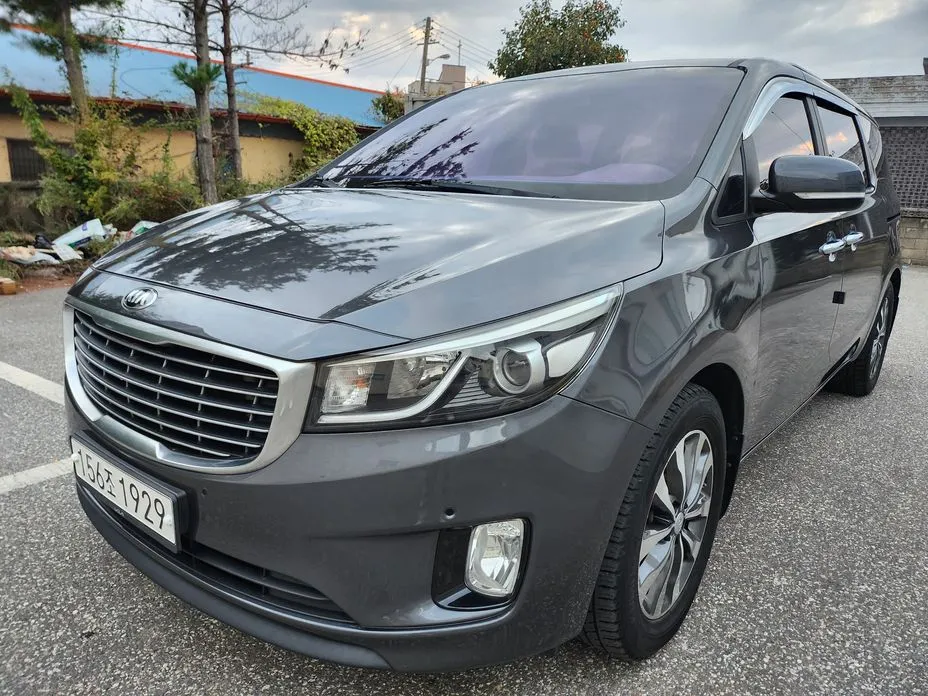 Kia Canival