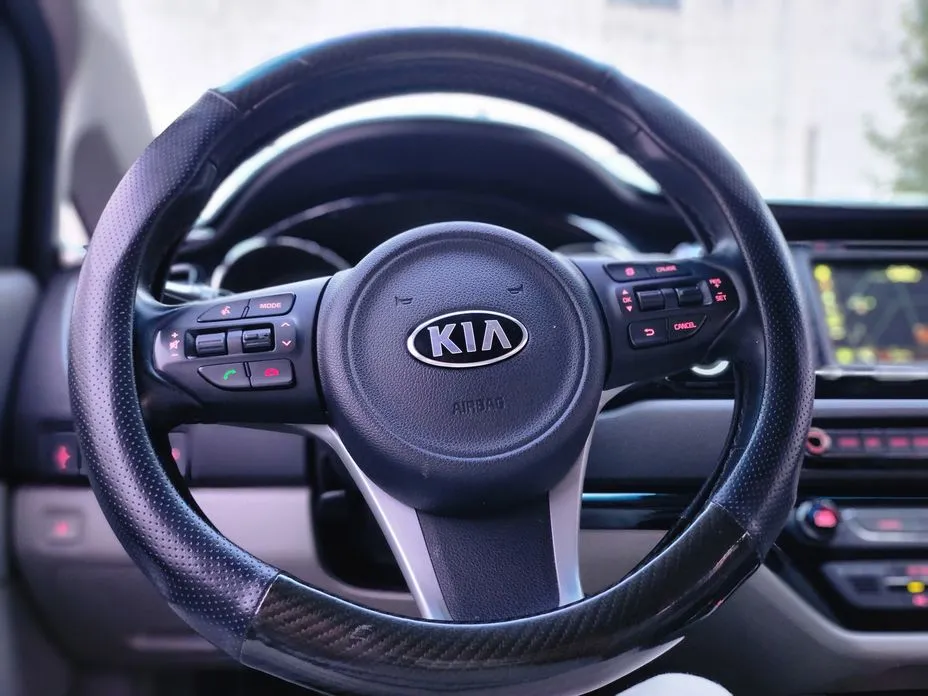 Kia Canival