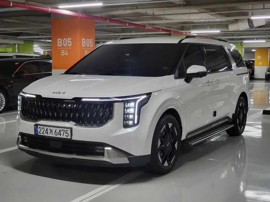 Kia Canival