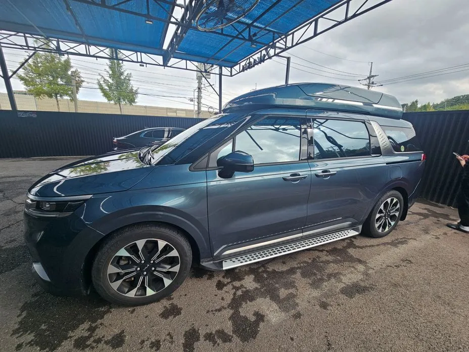 Kia Canival