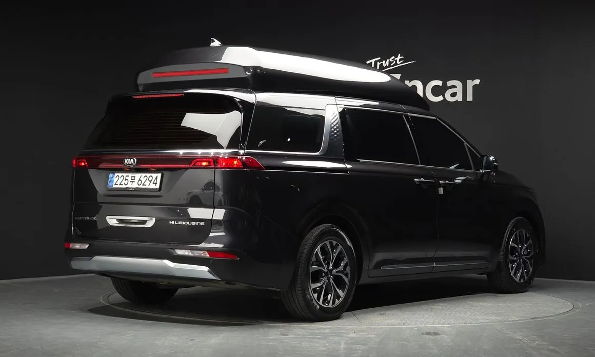 Kia Canival
