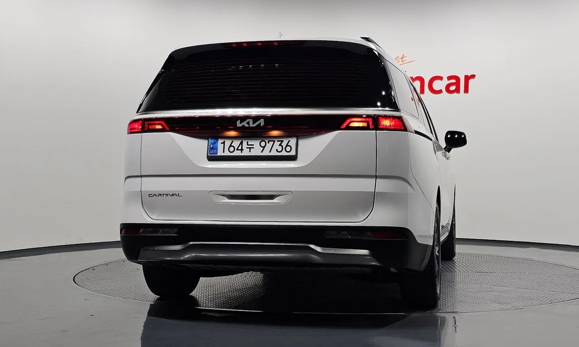 Kia Canival