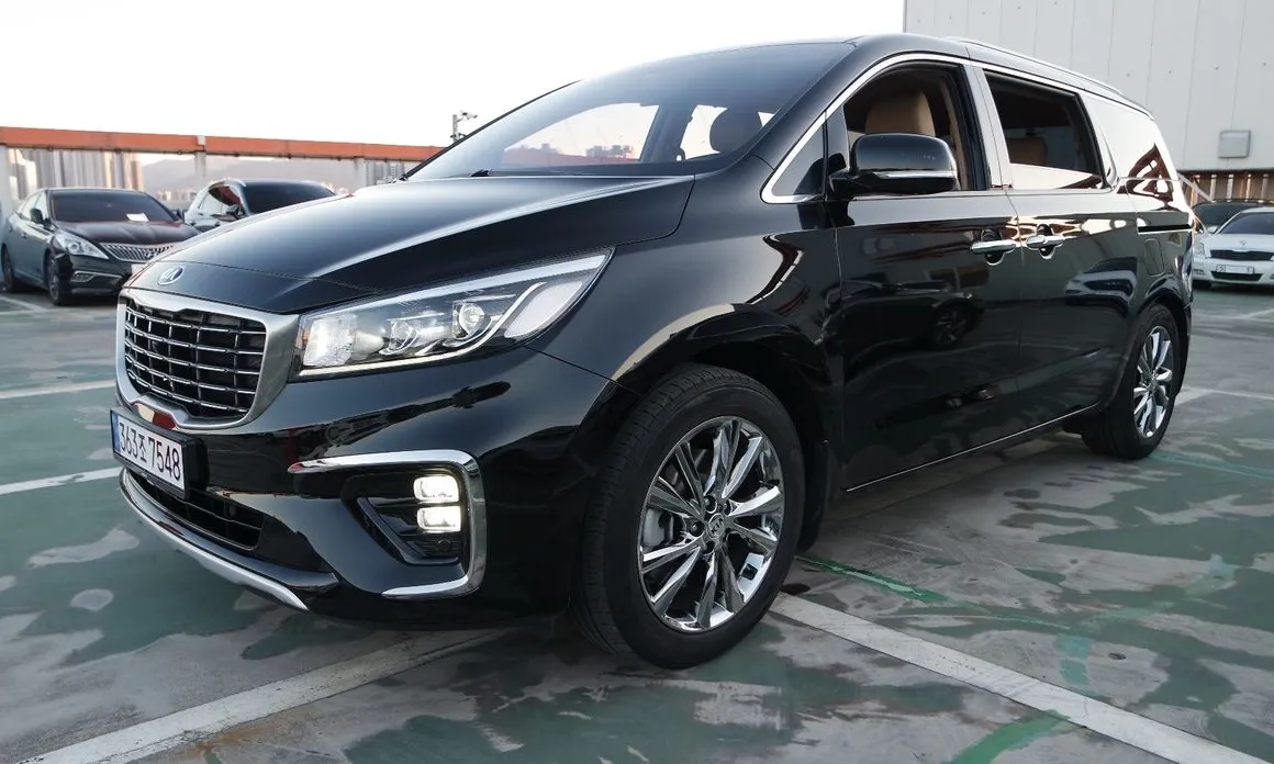 Kia Canival