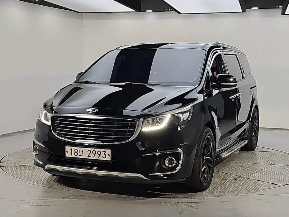 Kia Canival