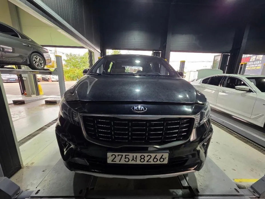 Kia Canival