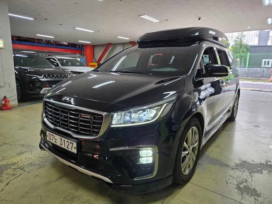 Kia Canival