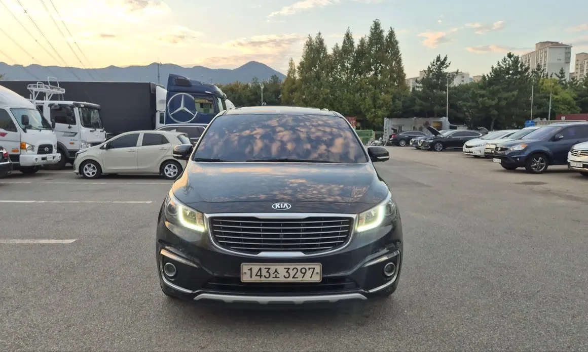Kia Canival