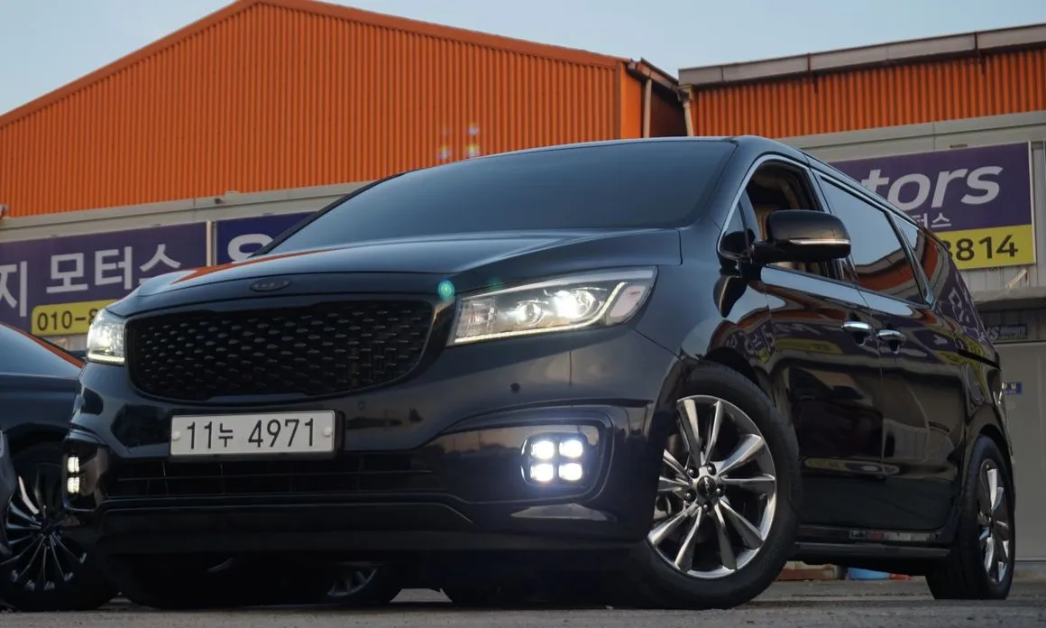 Kia Canival