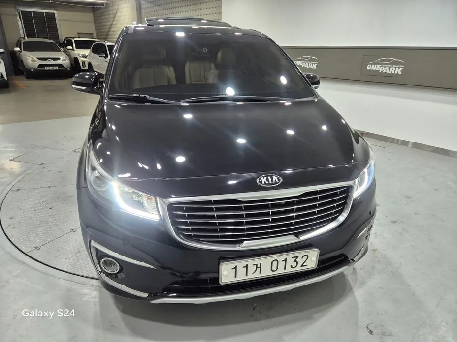 Kia Canival