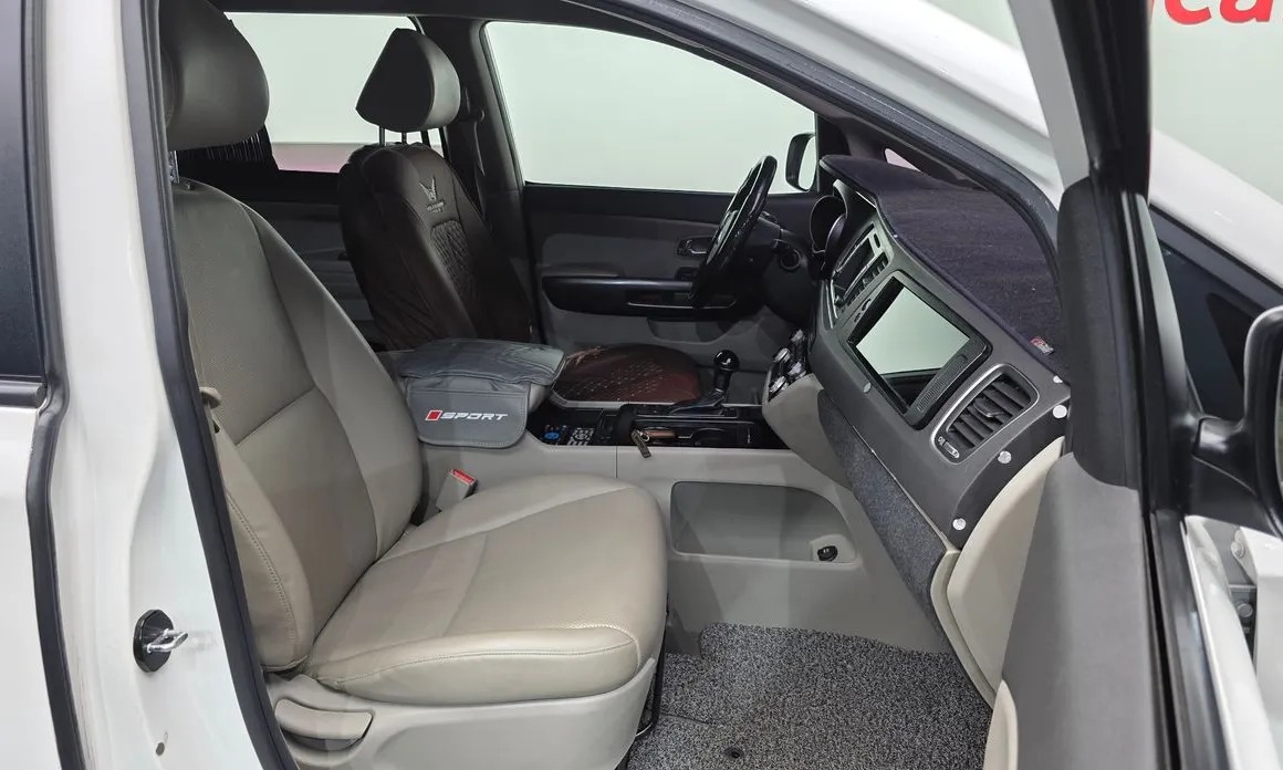 Kia Canival
