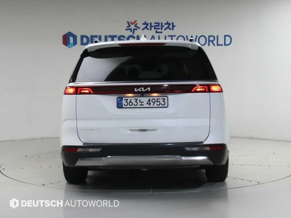 Kia Canival