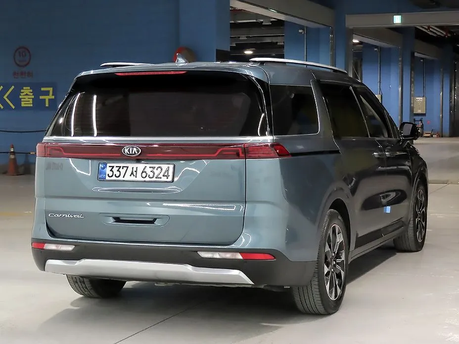 Kia Canival