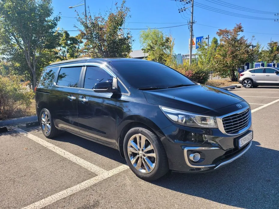 Kia Canival