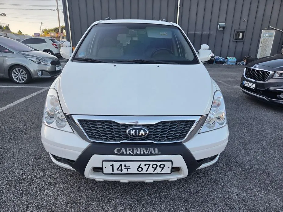 Kia Canival