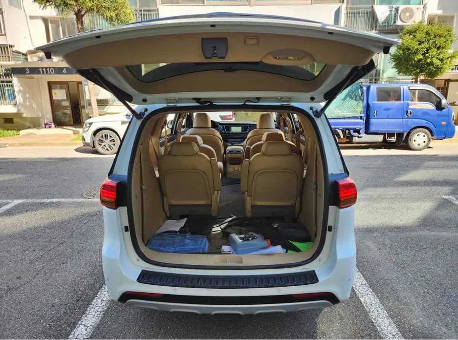 Kia Canival