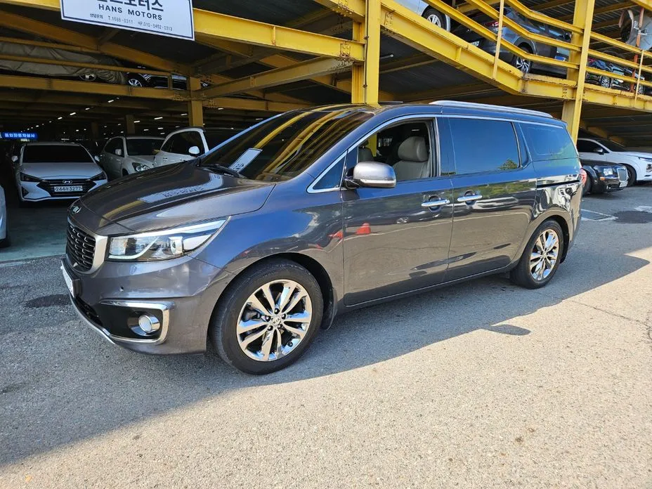 Kia Canival