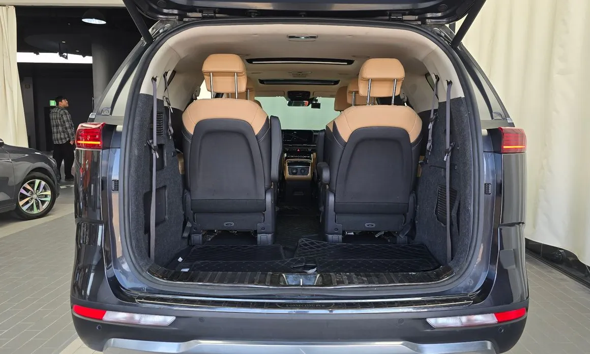 Kia Canival
