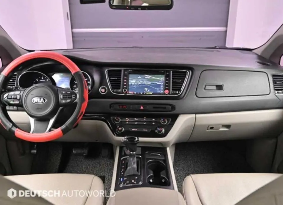 Kia Canival
