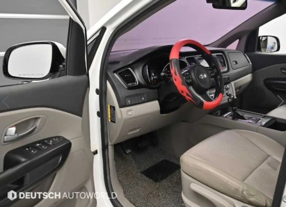 Kia Canival