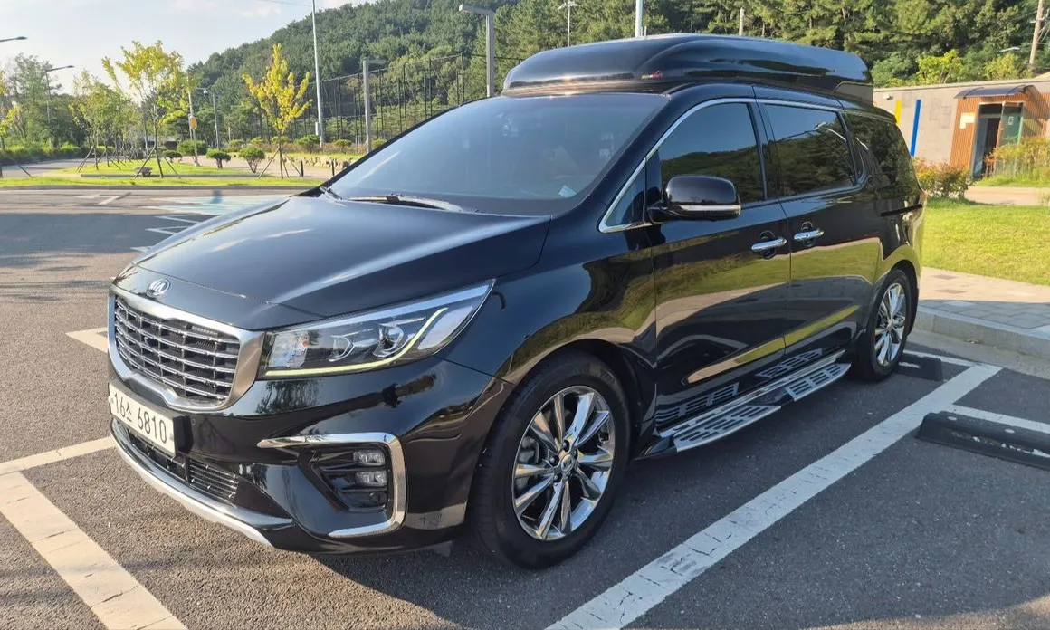 Kia Canival