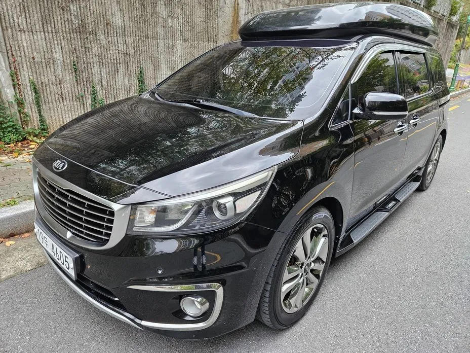 Kia Canival