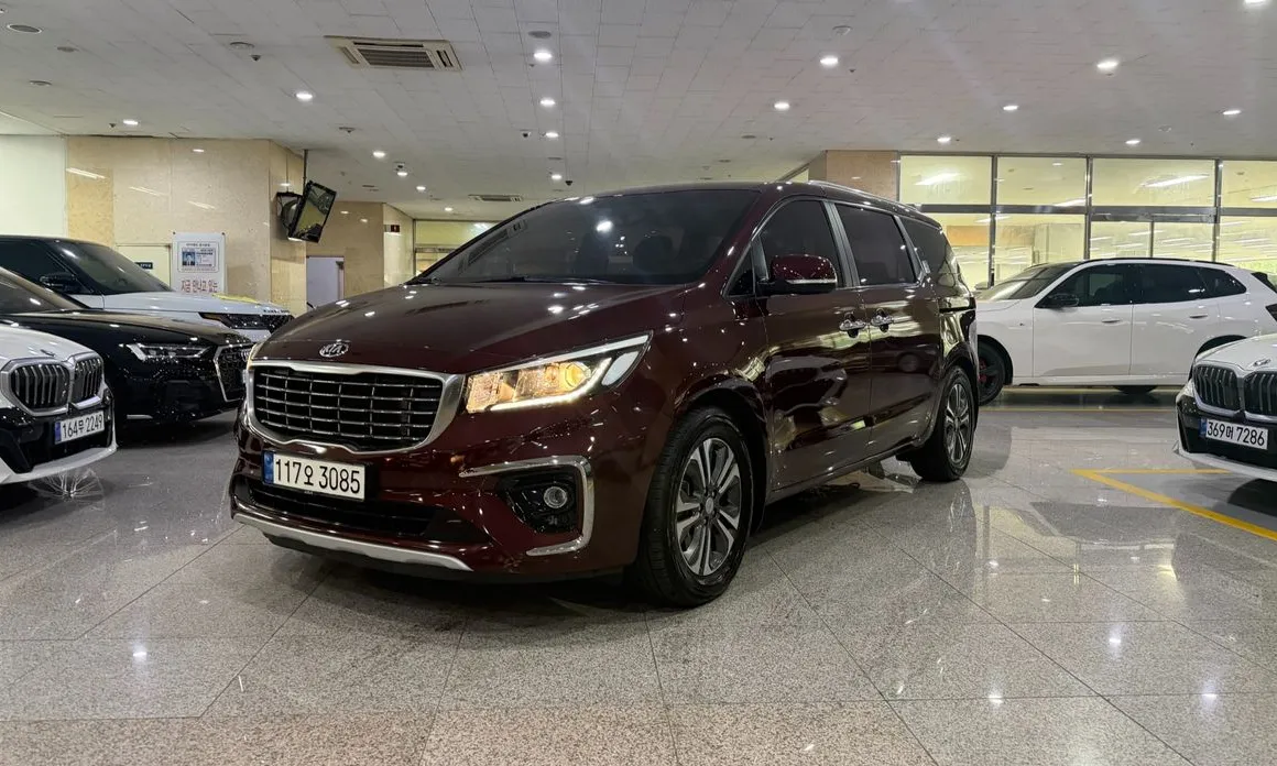 Kia Canival