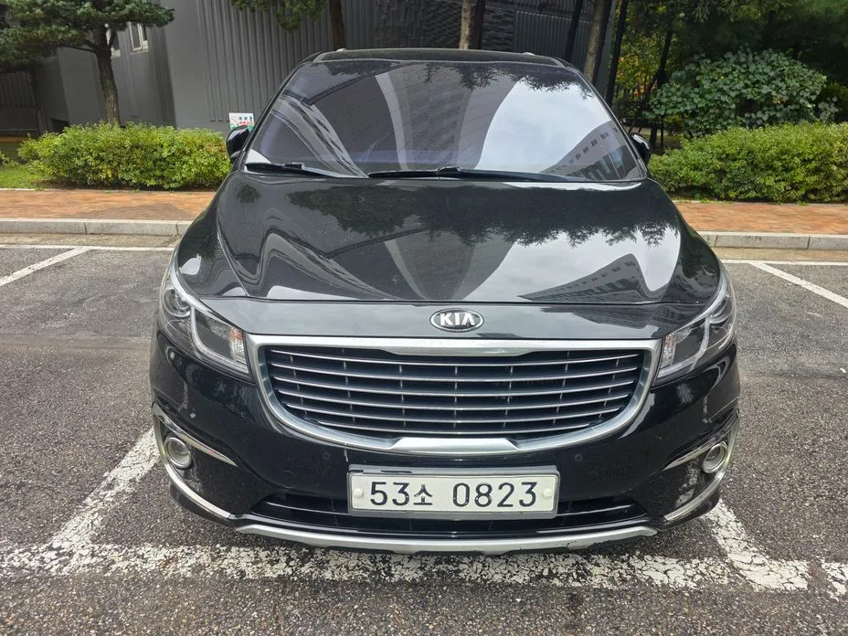 Kia Canival