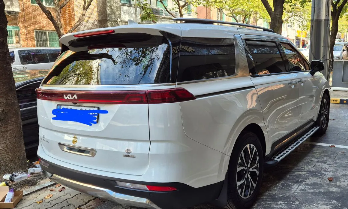 Kia Canival