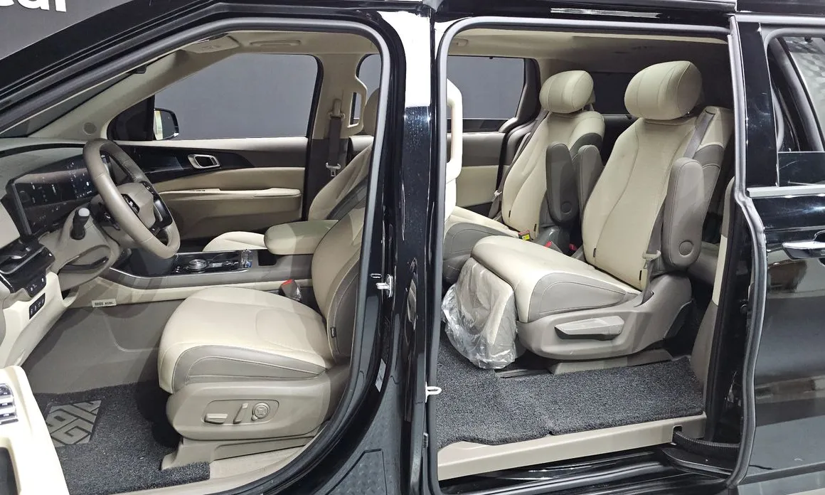 Kia Canival