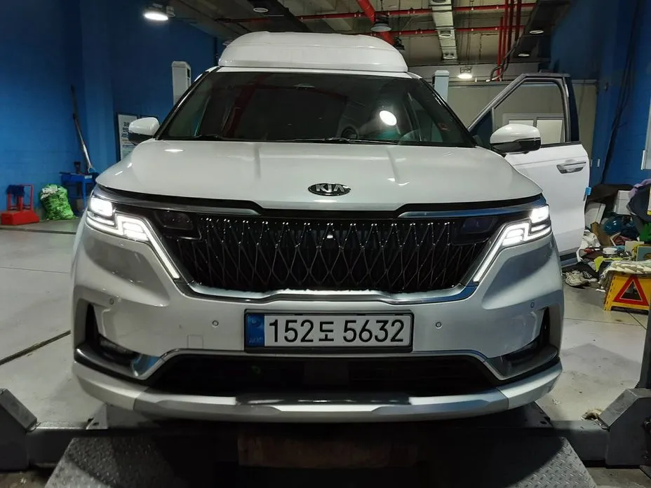Kia Canival