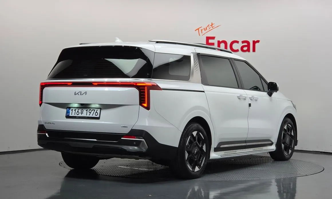 Kia Canival