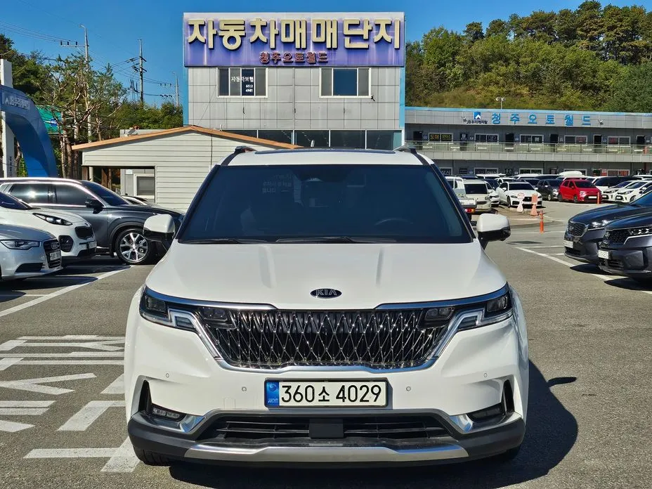 Kia Canival