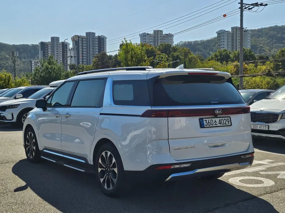 Kia Canival