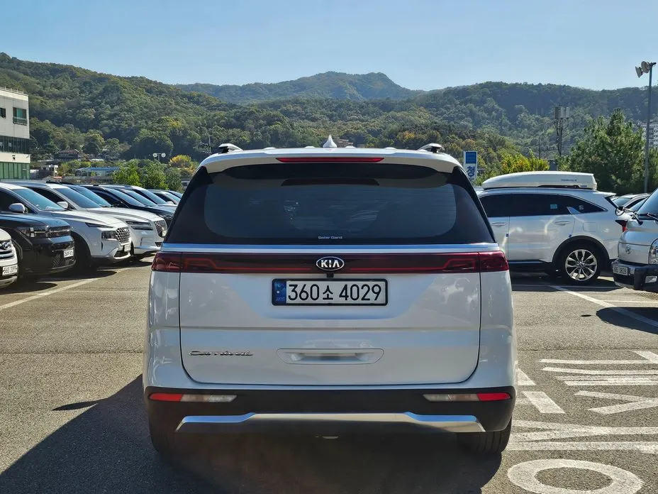 Kia Canival