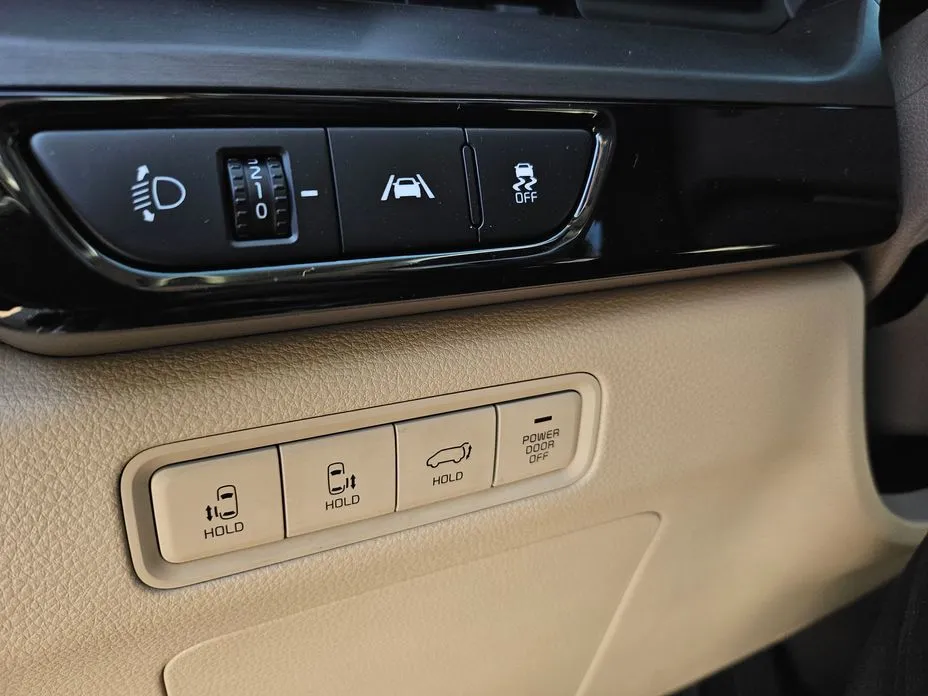 Kia Canival