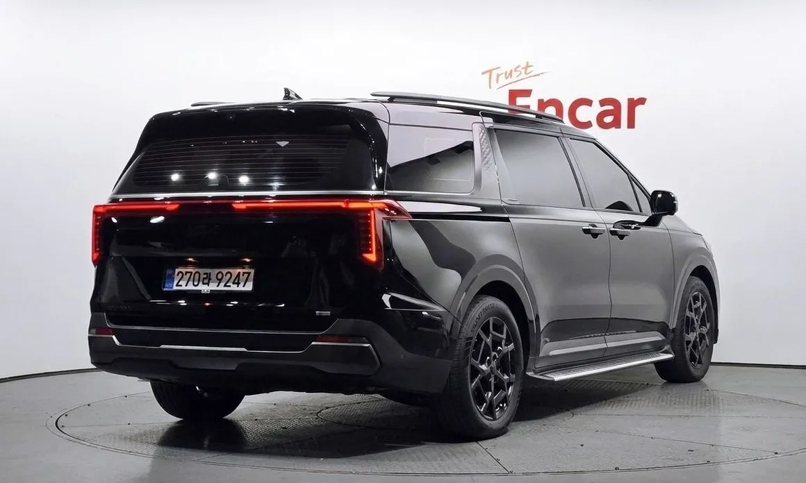 Kia Canival