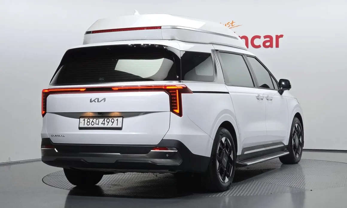 Kia Canival