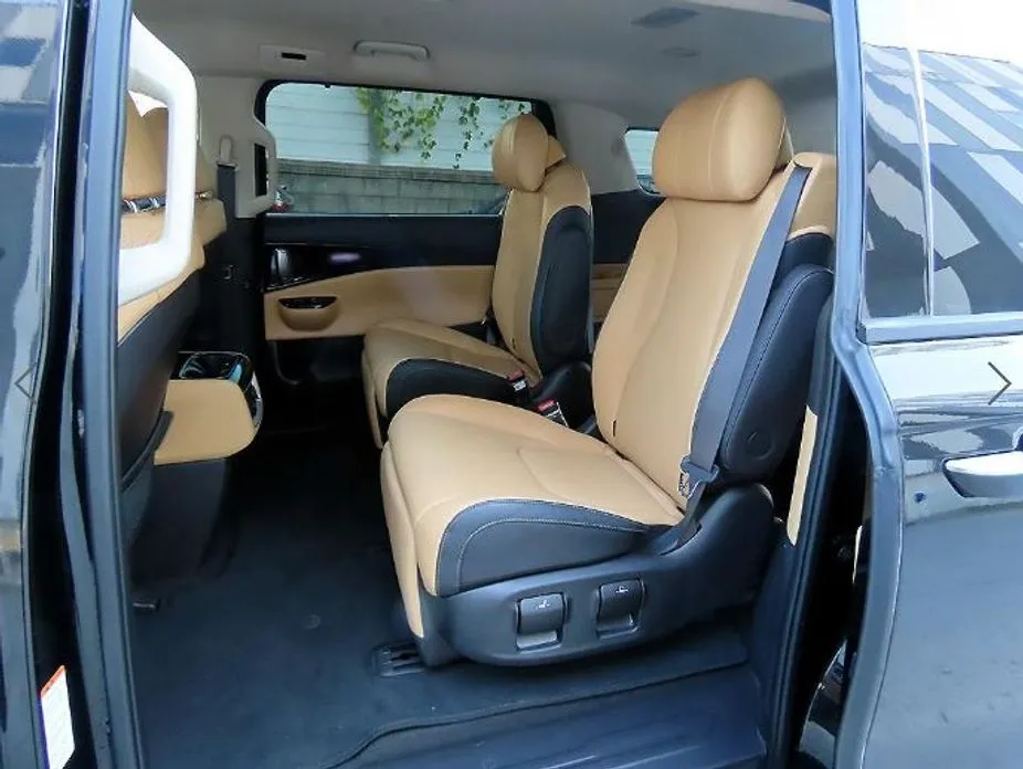 Kia Canival