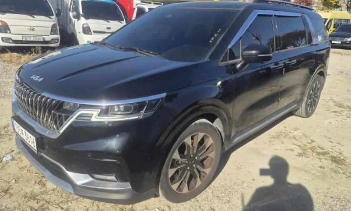Kia Canival