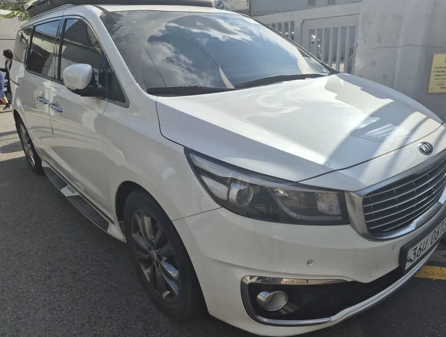 Kia Canival