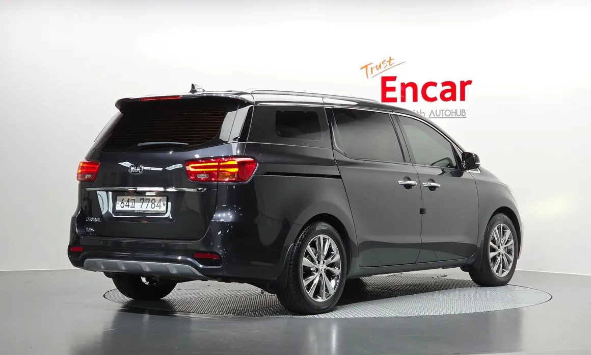 Kia Canival