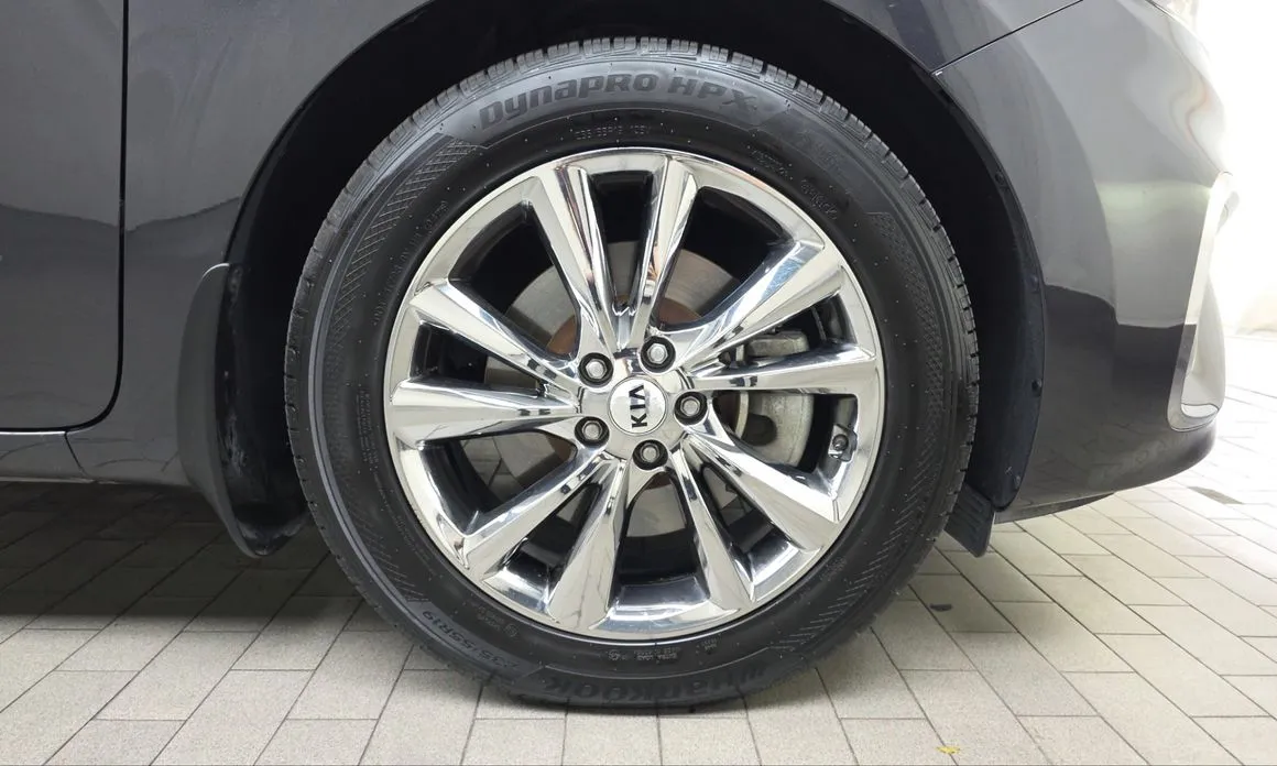 Kia Canival