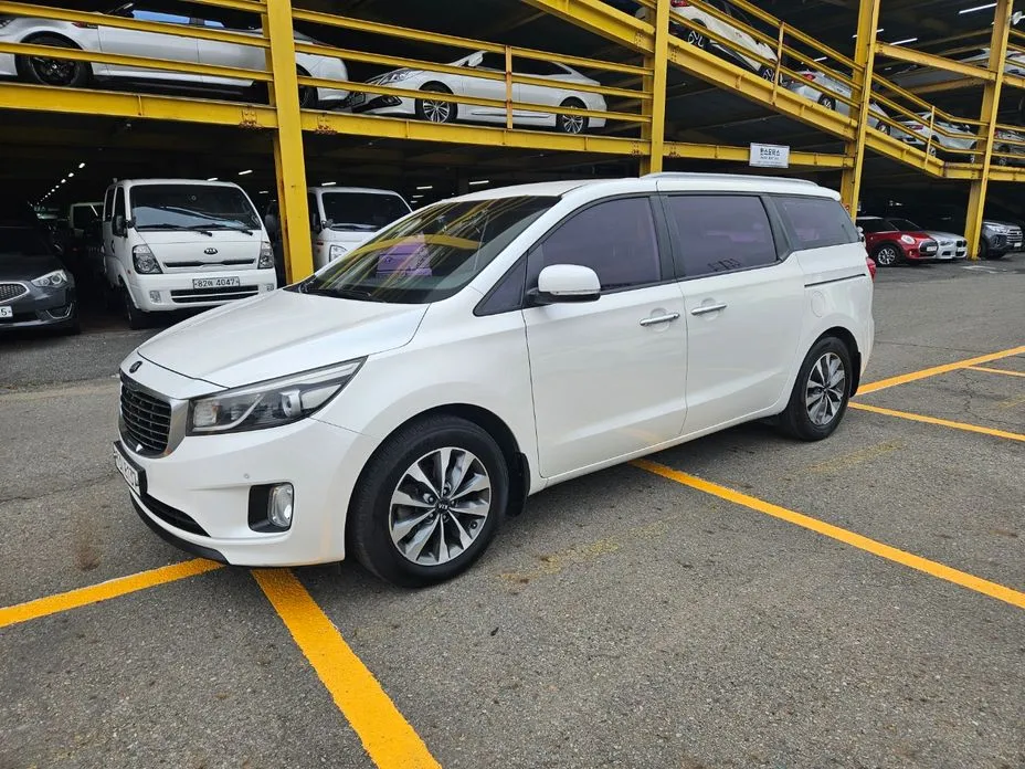 Kia Canival