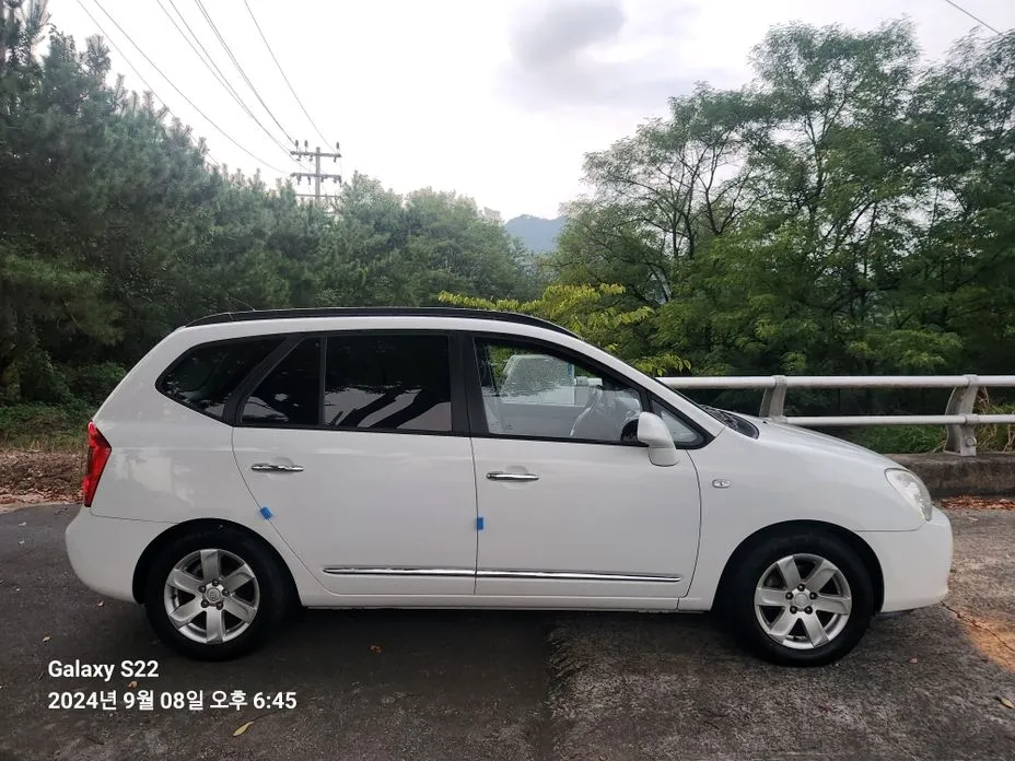 Kia Carens