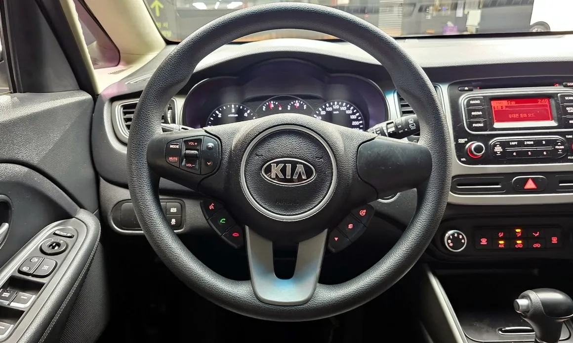 Kia Carens