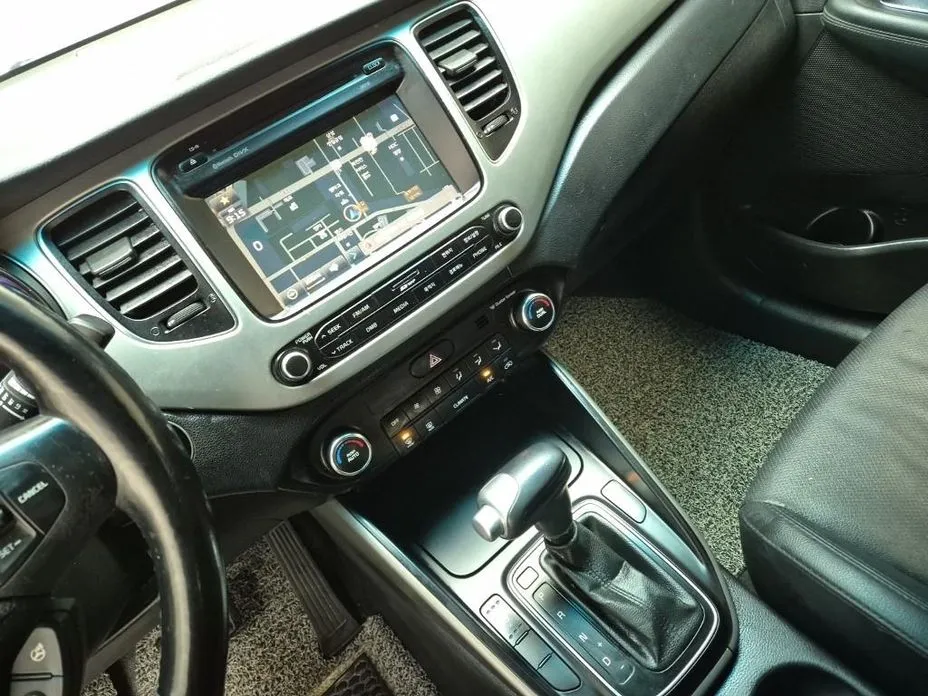 Kia Carens