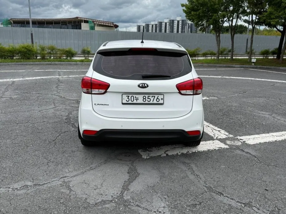 Kia Carens