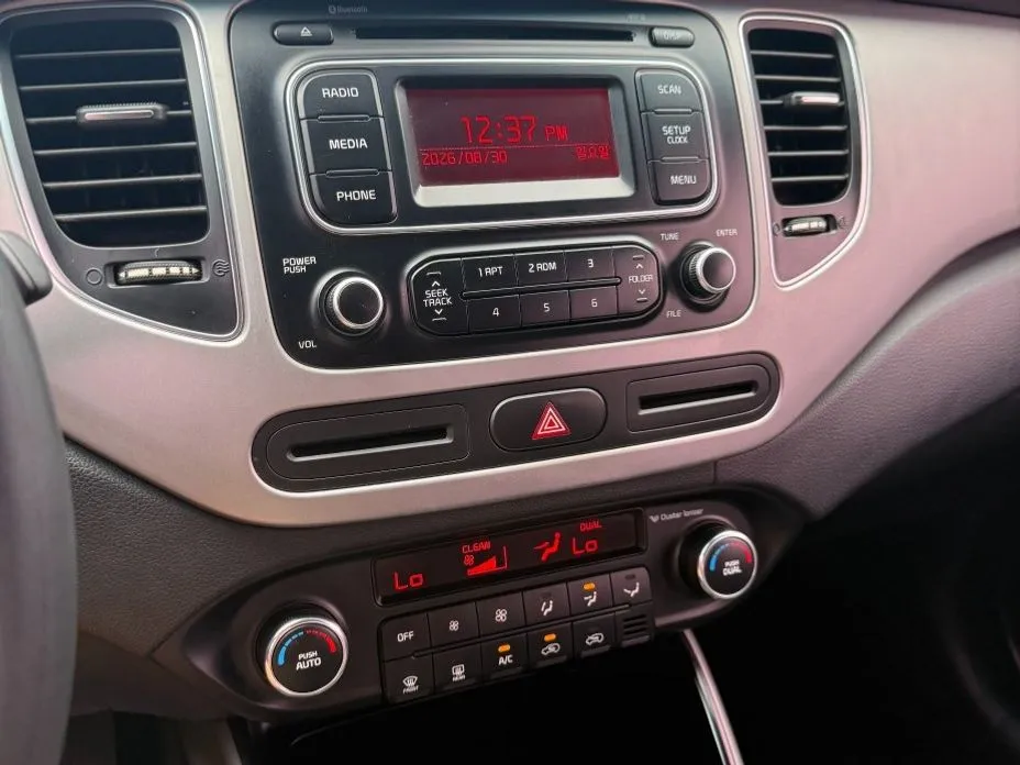 Kia Carens